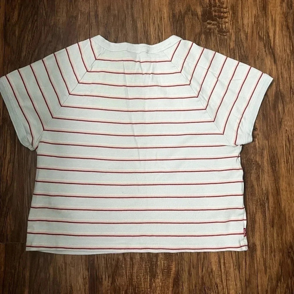 Vintage Levi’s cropped tee - Picture 8 of 8